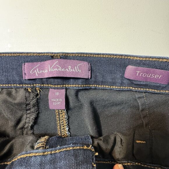 Gloria Vanderbilt boot cut trouser jeans size 18 dark wash - Picture 9 of 9